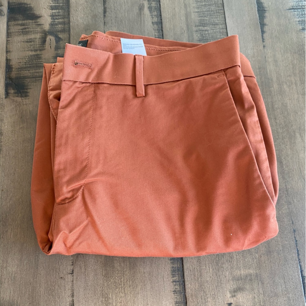 Banana Republic Men’s Core Temp Slim Chino Burnt Orange